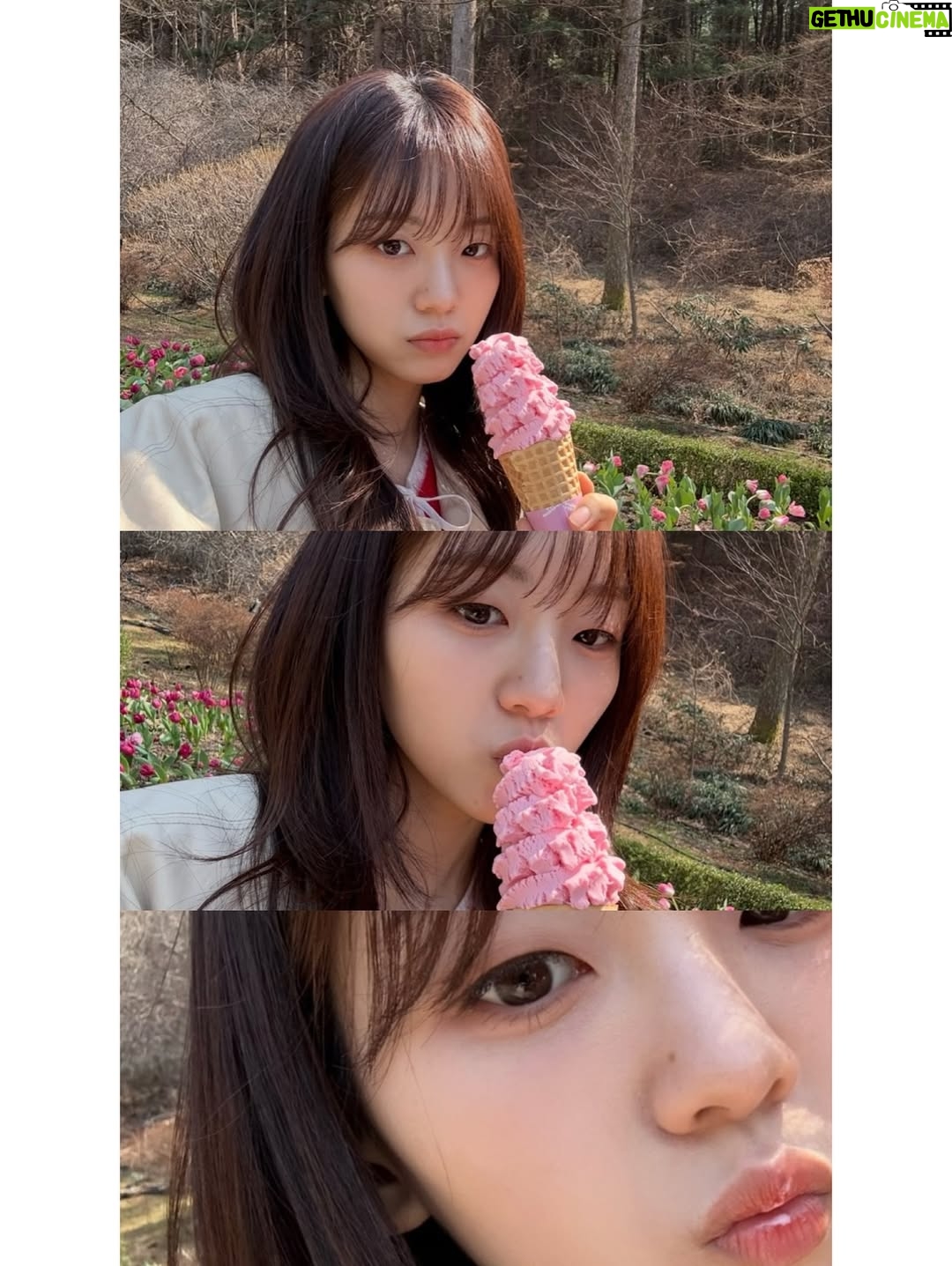 Cho Yi-hyun - 1.3 Million Likes - 견우와선녀를 함께해주신 모든 배우님들 스태프분들께 깊이 감사드립니다.
성아를 온전히 표현할 수 있도록 함께 고민하고, 아껴주셔서 촬영 내내 따뜻한 사랑을 느끼며 연기할 수 있었습니다. 이 모든 시간이, 그리고 시청자분들께 받은 사랑이 오래도록 마음에 남을 것 같아요. 진심으로 감사합니다.

그리고 가장 의지했던
지한매니저님.가영언니.진이언니.수영씨
웃음이 끊이지 않던 현장이 아주..많이..그리울거에요. 
반년동안 함께 웃고 떠들다보니 덕분에 제 성격도 많이 밝아졌어요. 
근래에 가장 큰 행운은 성아팀을 만난거에요. 
늘 나의 편에서 많은 고생을 한 성아팀에게 박수를👏👏
감사해요 늘☺️💗
.
.
지금까지 천지선녀 박성아 였습니다. 안녕
.
성아 will always be with you.
Wherever, whenever. 🤍