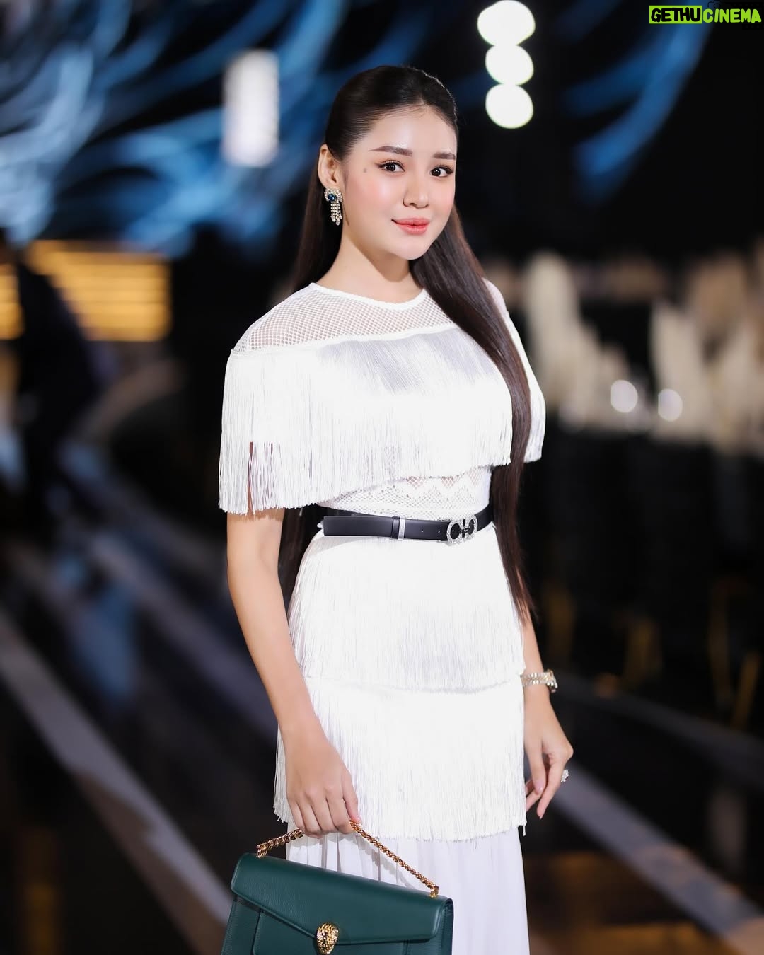 Chue Lay - 430 Likes - 