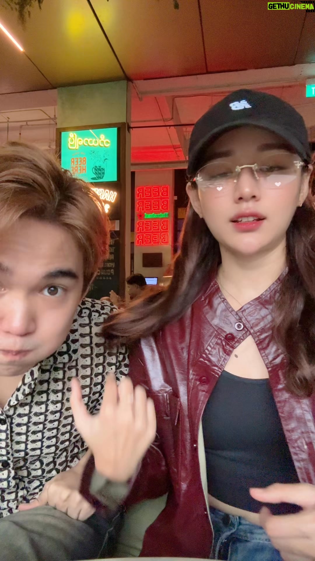 Chue Lay - 1.2K Likes - ဘယ်လောက်သင်သင် ဘယ်ညာလေး မှားလိုက်ရမှ ကျေနပ်တဲ့ ညီတေဇသာ 😂
 Nyi Tayza Thar