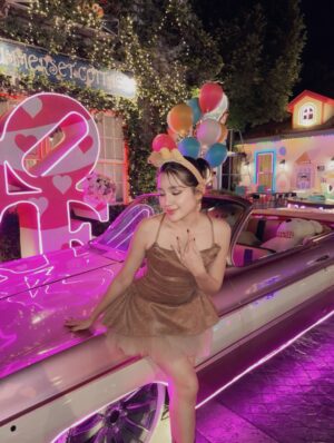 Chue Lay Instagram - 📍@chocolateville 🐻🐥🍫✨💞
#MistineMyanmar
#No1ThailandCosmetics
#Cosmoprof2025
#MistineNewEnergy 
#ChueLay #bangkok #actress #myanmar