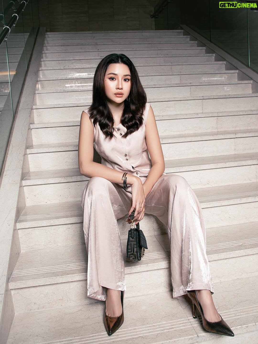 Chue Lay - 481 Likes - there she is! 💋 #chuelay