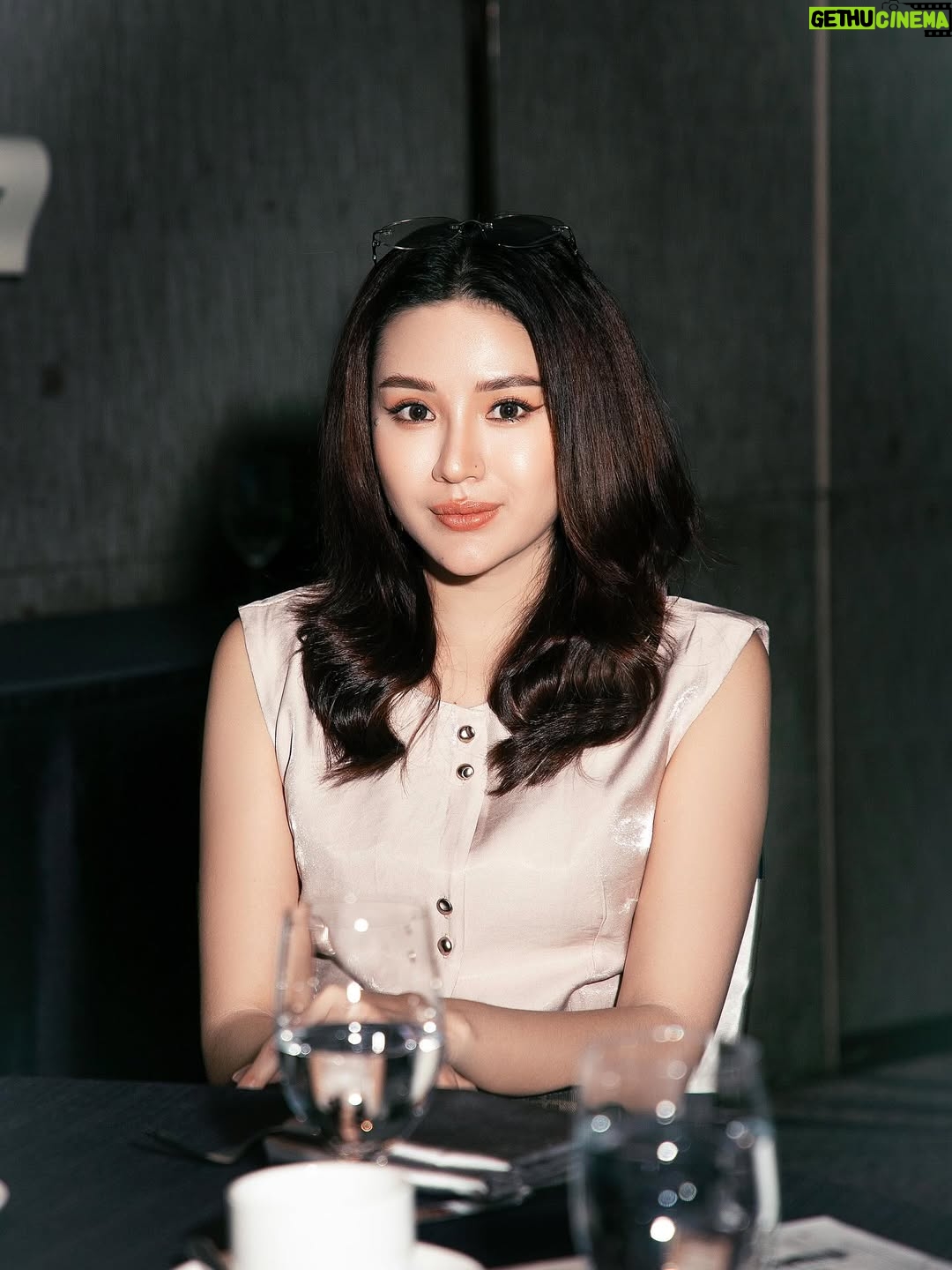 Chue Lay - 481 Likes - there she is! 💋 #chuelay