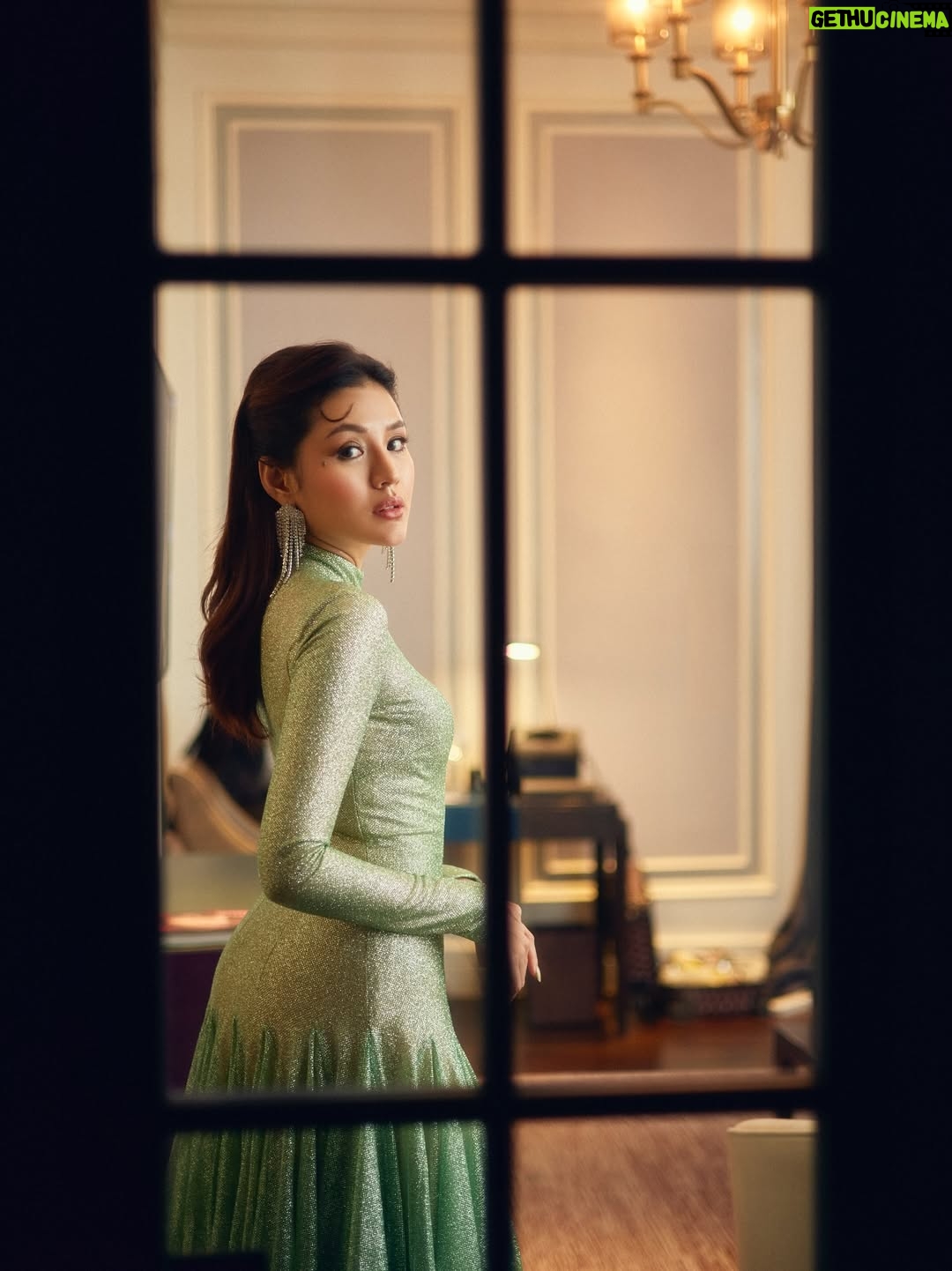 Chue Lay - 293 Likes - Elegance looks like this 💚✨

Photo- Aung Zaw(LoveSpace)
Retouch - Nyi Nyi Hla Baw(LoveSpace)
Dress - @zippyzenith 
Stylist - @hannaynainglynn 
Makeup - KarKar Makeup Artist
Hair - May Paing

#ChueLay #actress #elegant