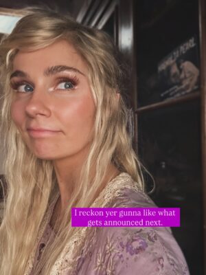 Clare Bowen Instagram - #photodump Watch this space or something. 🩷✨

┊ ┊ ┊ ┊ ┊ ┊
┊ ┊ ┊ ┊ ˚★⋆｡˚ ⋆
┊ ┊ ┊ ⋆
┊ ┊ ★⋆
┊ ◦
★⋆ ┊ . ˚
 ˚★

#nashville #yuincountry #clarebowen #bowenyoung #thistown #charlesesten