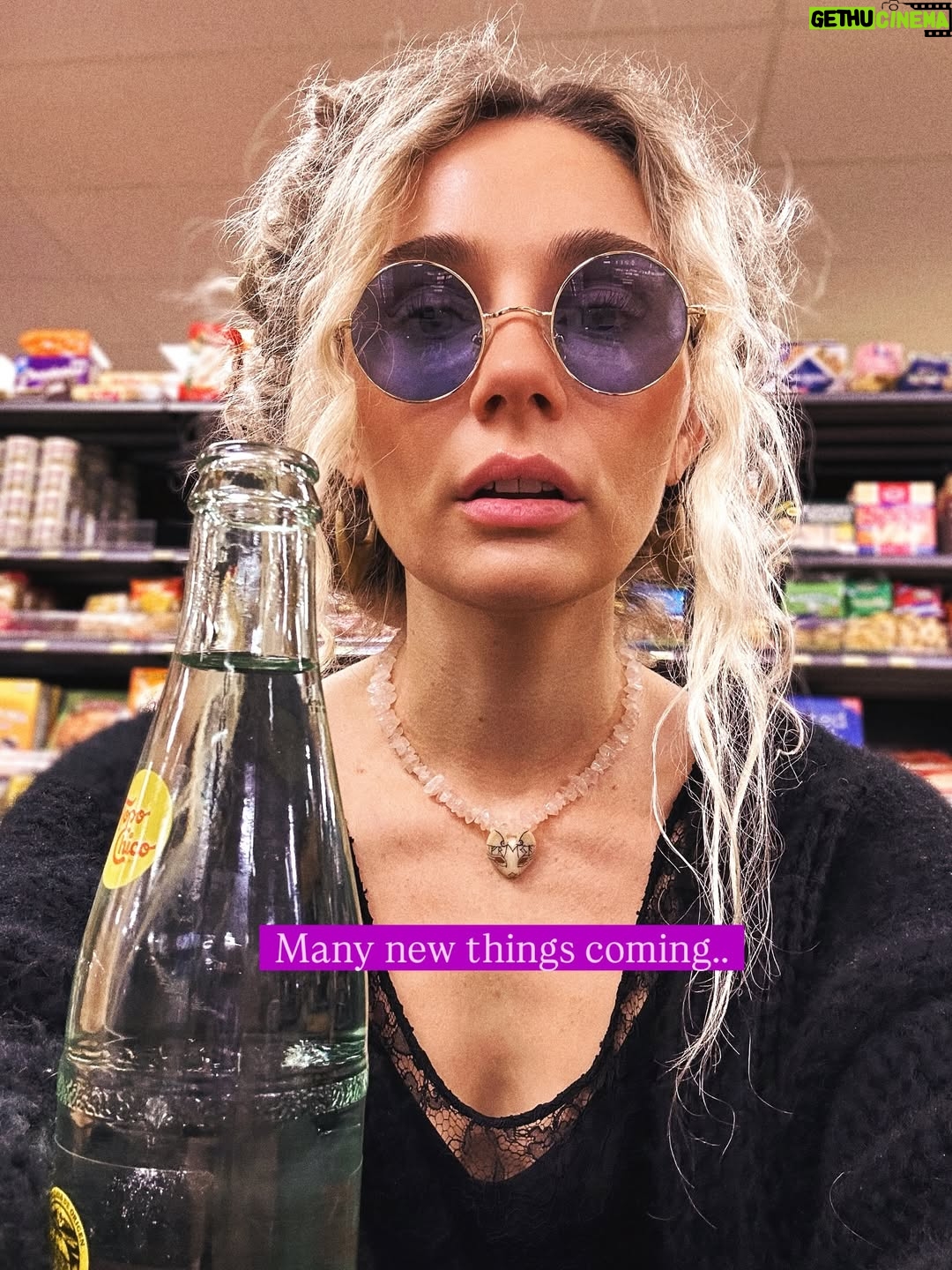 Clare Bowen - 2.7K Likes - #photodump Watch this space or something. 🩷✨

┊ ┊ ┊ ┊ ┊ ┊
┊ ┊ ┊ ┊ ˚★⋆｡˚ ⋆
┊ ┊ ┊ ⋆
┊ ┊ ★⋆
┊ ◦
★⋆ ┊ . ˚
 ˚★

#nashville #yuincountry #clarebowen #bowenyoung #thistown #charlesesten