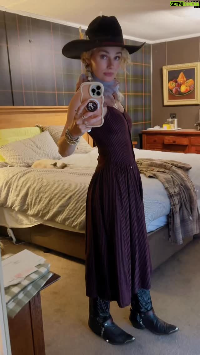 Clare Bowen - 1.1K Likes - Weirder things have happened.. 🪶✨
┊ ┊ ┊ ┊ ┊ ┊
┊ ┊ ┊ ┊ ˚★⋆｡˚ ⋆
┊ ┊ ┊ ⋆
┊ ┊ ★⋆
┊ ◦
★⋆ ┊ . ˚
 ˚★

#nashvilleabc #nashvillecmt #scarlettoconnor #clarebowen #brandonrobertyoung #bowenyoung #netflix #vintagefashion #frenchvintage #soulmates #nashvilleinconcert #nashies