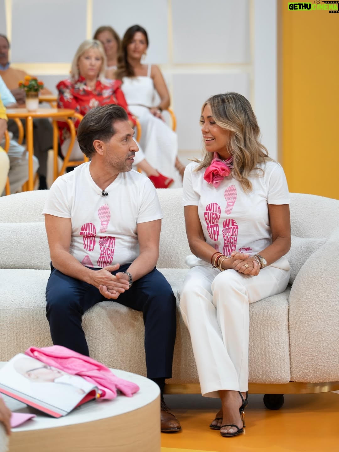 Cláudia Jacques - 659 Likes - Para apresentar o projeto Outubro Rosa em Braga 2025 recebemos Paulo Morais, presidente da Associação Rosa Vida e Cláudia Jacques, madrinha da Associação Rosa Vida.
Tiago Rafael Moreira é personal trainer e criador e coordenador do programa Quality Onco Life Portugal (QOLP). Com ele veio Cristina Osório, ex-doente oncológica.
📸 @mbritesphotos