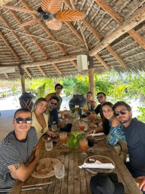 Claudia Vergara Instagram - Paradisinnn’🐋🐋🐋