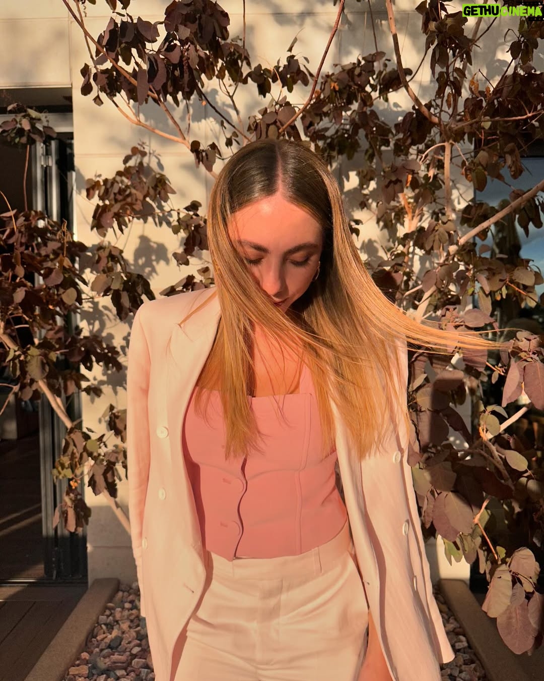 Claudia Vergara - 5.2K Likes - Denver files🤣🤍