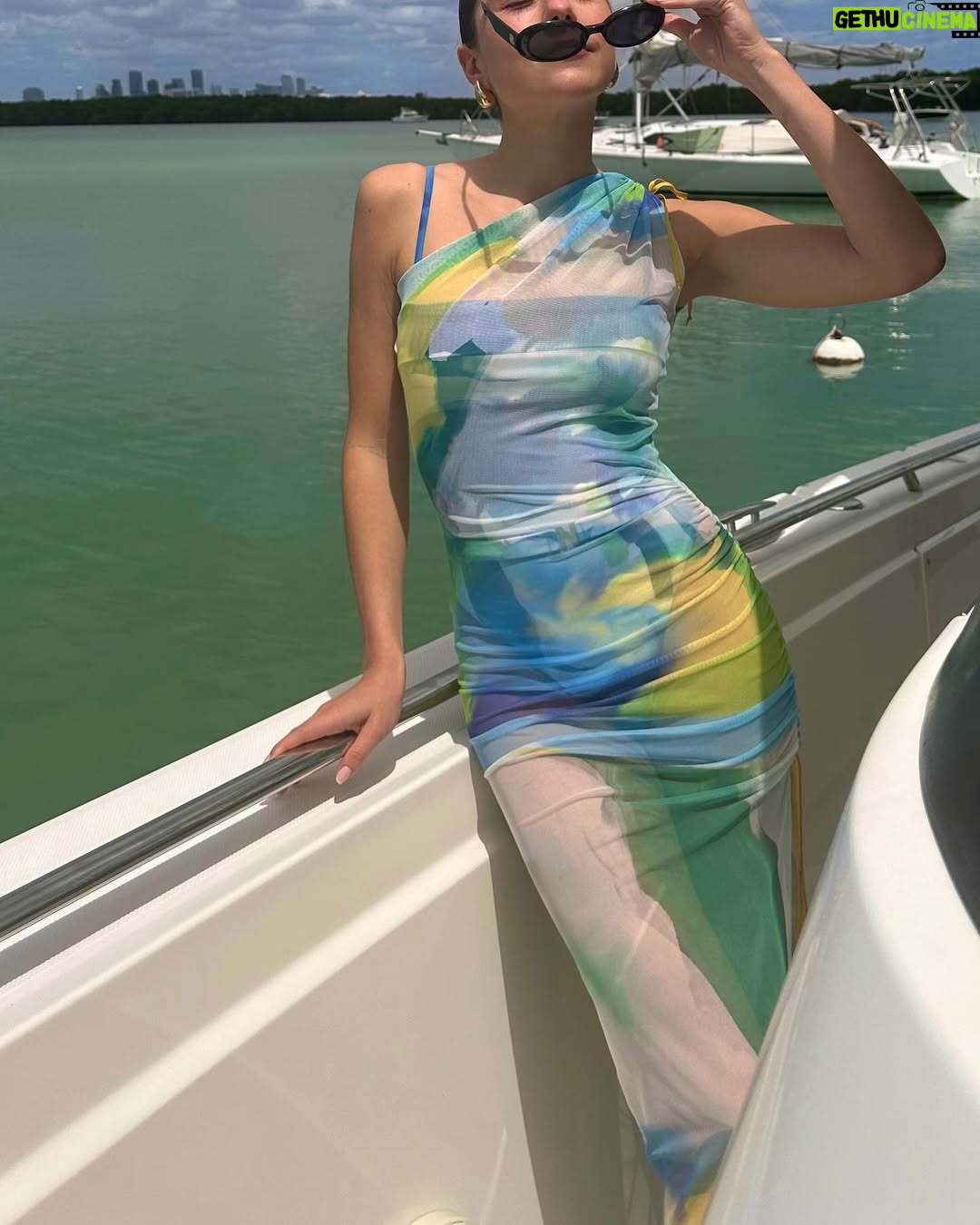 Claudia Vergara - 9.2K Likes - 🐠🐠🐠