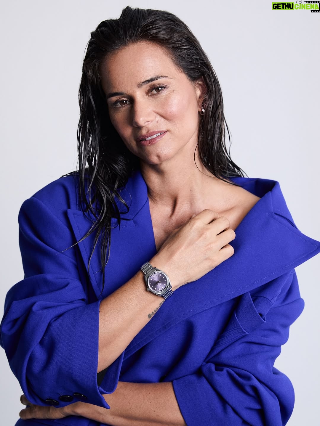 Cláudia Vieira - 12.9K Likes - Mais fotos desta sessão tão bonita 🫶🏼 @activarevista X @omega 

🖤
Fotografia: @studiocarlosteixeira
Styling: @luisborgesoficial
Makeup/Cabelos: @madalenamartins.makeup
Video: @manuel_abelho
Agência: @lagence_lisboa
Entrevista: @nunnopires