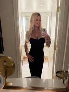 Actress Courtney Hansen HD Photos and Wallpapers October 2025