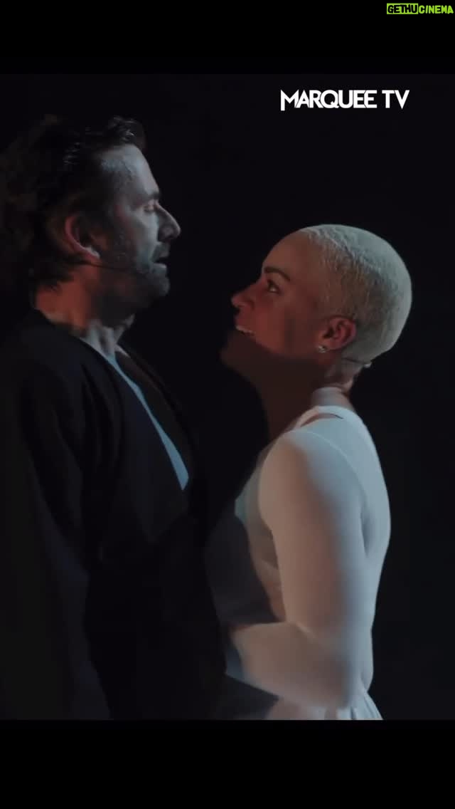 Cush Jumbo - 3.8K Likes - Doubt vs. ambition, power vs. persuasion—Macbeth at its most intense. @davidtennantcom and @cushjumbohere deliver electric performances in this unforgettable scene🔥

Catch the full production now streaming exclusively on Marquee TV🎭

#Macbeth #DavidTennant #CushJumbo #Theatre #MarqueeTV