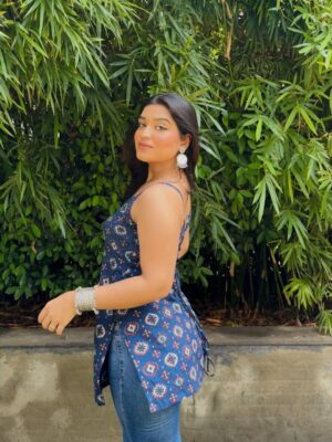 Cuty Mendiratta Instagram - Sare nashe bekar teri ankhon ke siwa