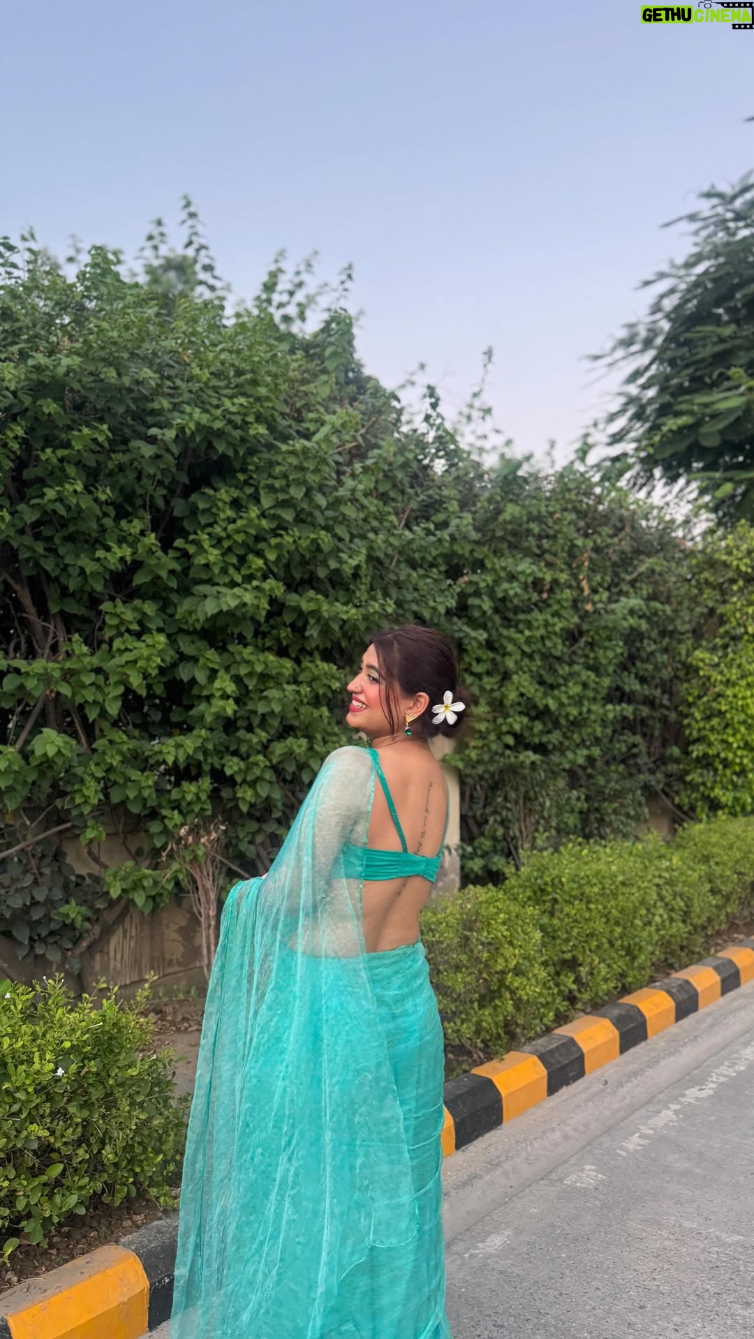 Cuty Mendiratta - 4.6K Likes - Darling 🔪 

#reels #trending #transition