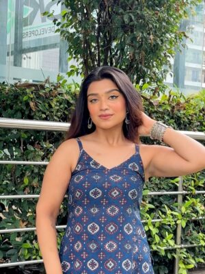 Cuty Mendiratta Instagram - Sare nashe bekar teri ankhon ke siwa