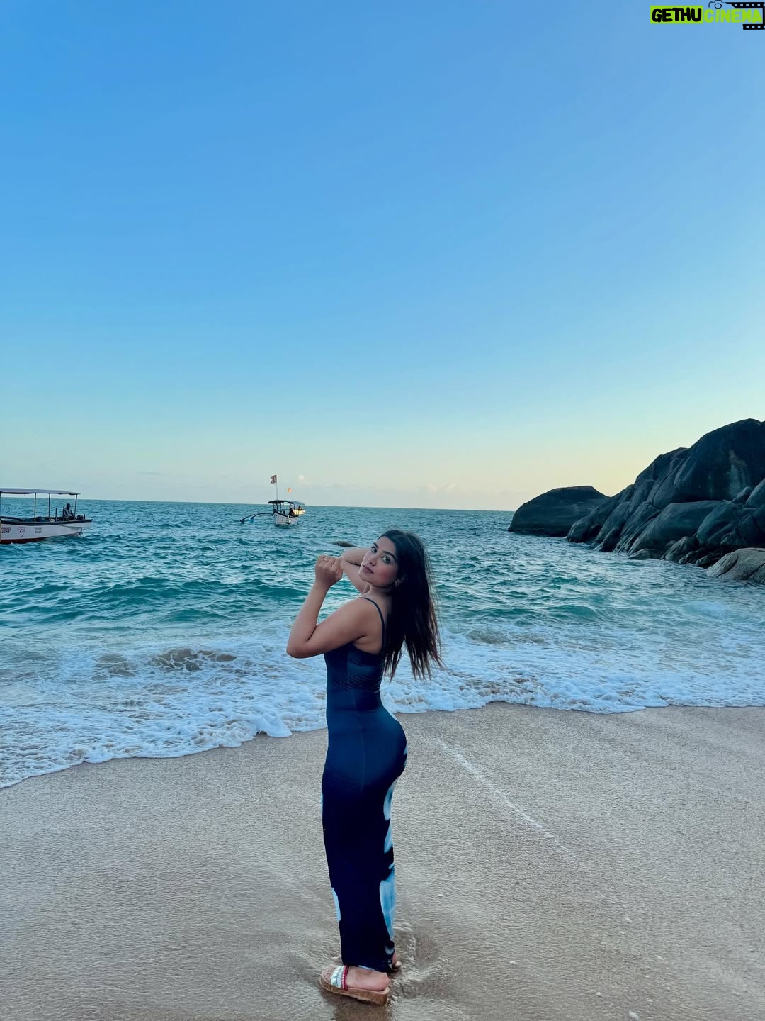 Cuty Mendiratta - 2.7K Likes - You wish you were here 🌊