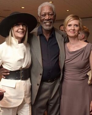 Cynthia Nixon Instagram - When I was a kid, Diane Keaton was my absolute idol. I loved her acting. I loved her vibe. I loved her everything. Starting with when I was 12, I tried to dress like her. I wore my hair long. I sported menβs hats and vests and (even though my eyes were fine) I wore bookish glasses because I thought they made me look more like her. A little more than a decade ago I got to be in a movie called Five Flights Up with her and it was like a dream come true. I was very shy around her, but I think she liked me and that meant everything to me.
If you wanna know more about Diane Keaton watch Annie Hall, watch Reds, watch Shoot the Moon. She is extraordinary in them.
But also read βThen Againβ her stunningly honest autobiography which not only tells her own story but contrasts it fascinatingly with her motherβs life. She was one of a kind. Iβm so sad she is gone. π
π·: @jasonkempin
