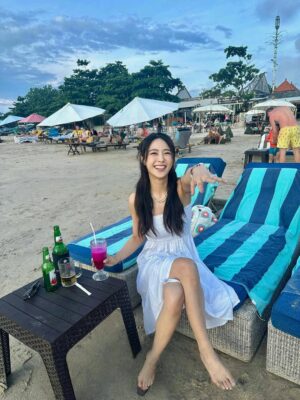Lin Da-yuan Instagram - 抓住一個快樂の我💞🤏🏻

不可能現在還在發5月的照片吧🤭
最近聽到身邊的人都要準備要去巴厘島渡假
讓我又想起了當時的愜意時光𓇼𓐍𓈒◌

這個夏天沒有對不起自己
這個秋天也要繼續追尋美好💫

#好事花生 🥜