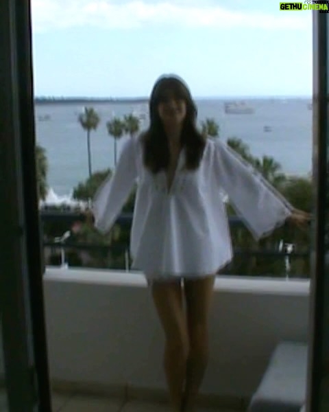 Daisy Edgar-Jones - 0.9 Million Likes - J’adore Cannes xxx