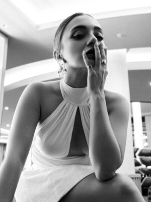 Damla Sönmez Instagram - Here’s to softness, strength, and the stories we carry in our eyes.
#TrustTheJourney 💫