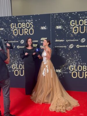 Dânia Neto Instagram - Red Carpet Globos de Ouro ✨

Vestido @joao_rolo_couture 
Makeup cabelo @rebeca.make.up 
Sapato @aldo_shoes 
@elite_lisbon @sicoficial