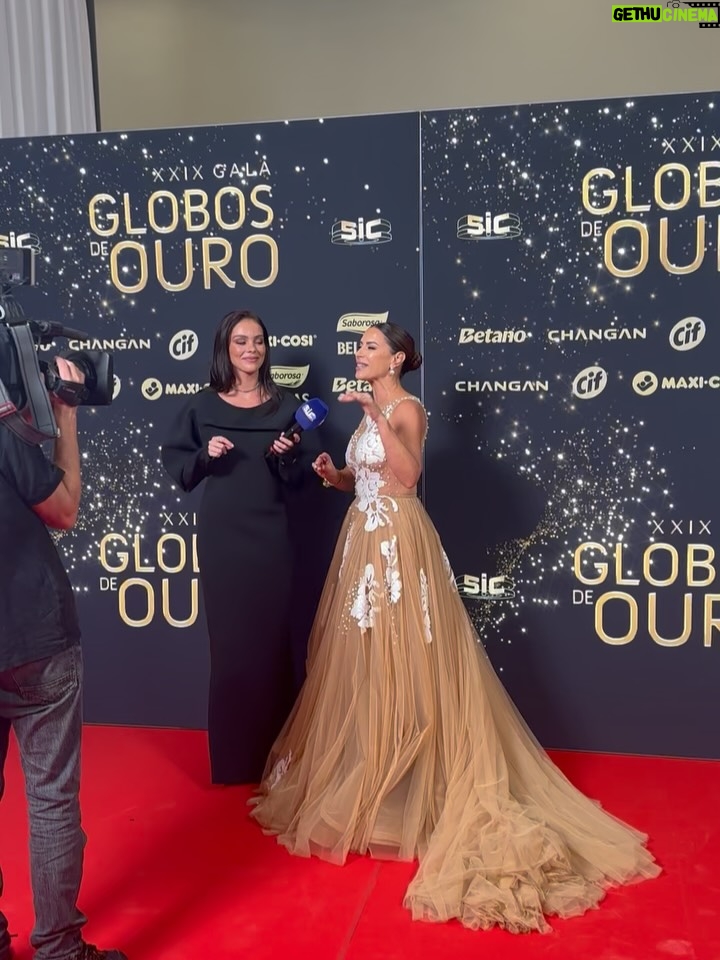 Dânia Neto - 3 Likes - Red Carpet Globos de Ouro ✨

Vestido @joao_rolo_couture 
Makeup cabelo @rebeca.make.up 
Sapato @aldo_shoes 
@elite_lisbon @sicoficial