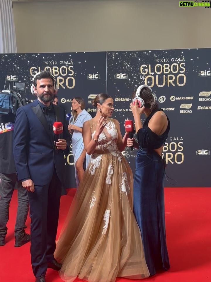 Dânia Neto - 3 Likes - Red Carpet Globos de Ouro ✨

Vestido @joao_rolo_couture 
Makeup cabelo @rebeca.make.up 
Sapato @aldo_shoes 
@elite_lisbon @sicoficial