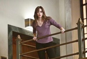Danielle Panabaker Instagram - Yesterday marked 11 years since the very first episode of @cwtheflash premiered on @thecw! Here’s a few of my favorite memories from the first couple of seasons - which ones are yours?