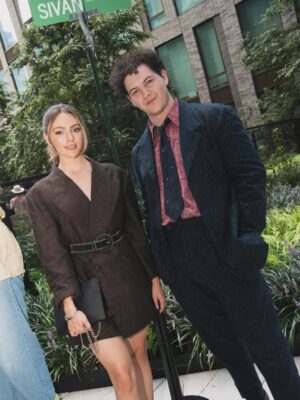 Danielle Rose Russell Instagram - Spent an incredible afternoon with @jack.sivan @sivanapparel @ler_publicity @rayssa.0liiveiira 🖤