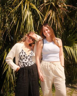 Danielle Rose Russell Instagram - 🌸🌼🌺