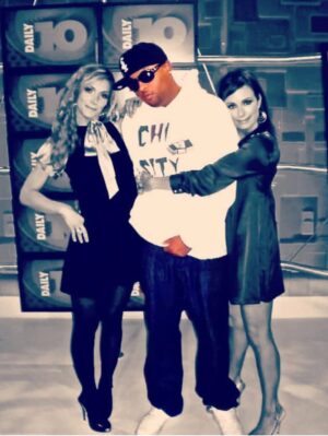Debbie Matenopoulos Instagram - It is truly the end of an era!  As today is the final day that E! News will exist. I spent so many formative years of my career there. So I’m taking a moment today to look back and reflect. There are so many more pictures and so many memories that it would take a lifetime to post them all here. We’ll save those for the book some day 😜From every awards show red carpet, to hosting Fashion Police, and The Daily 10, E! was a place that we all got be creative and have fun covering celebrity news. When I got there the tides had thankfully changed a bit. We weren’t snarky journalists. We were friends with the stars and that made them want to talk to us and have fun with us. They knew that we wouldn’t attack them. They felt safe being honest with us as we were more laid back and open to just about anything really.  That was such a magical time. It was Hollywoods heyday and E! networks was the headquarters. It almost feels like it wasn’t real.  The executives allowed us to be US. They put the power in our hands to really make the show we wanted to make. They allowed us to ask the questions and say what we wanted to as long as it wasn’t something that would get us sued. lol. 😂 That made for really good TV and even better LIVE TV. NO ONE knows how to do a live red carpet like E! did. We owned that carpet and every outlet knew it!  They ALL envied us. I’m not bragging, I’m simply stating facts. You can ask around. Everyone will agree 😆 It was an amazing moment in time that I will forever be grateful for and will have memories for a lifetime. A time was had ya’ll.  RIP @enews