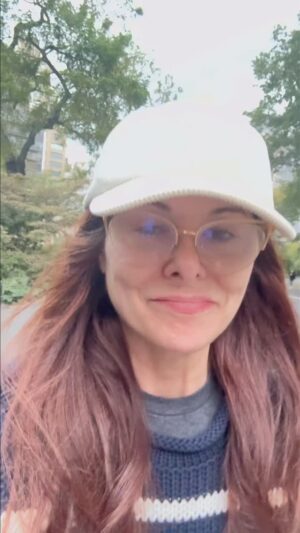 Debra Messing Instagram - Hi friends. I know I don’t really do this. I tried to post this on my stories, but because I am an idiot when it comes to social media, I didn’t realize that it wouldn’t play the whole thing so here we are. I just wanted to share some thoughts before God willing all the hostages finally come home.

I probably will delete this relatively soon. Let me know below if you are also hopeful. I hope you are because that’s our people’s way. 

Happy Sukkot ❤️