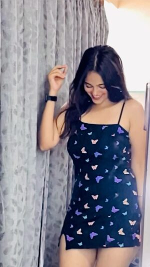 Deepa Rai Instagram - VIBE ❤️
#TrendingReels #Explore #reels #reelsinstagram #explorepage #explore #trend #trending #daily