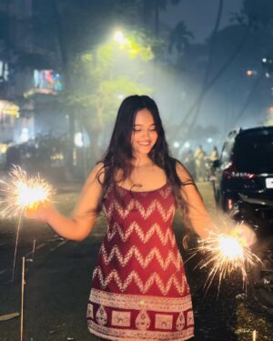Deepa Rai Instagram - Happy Diwali 🪔❤️
#diwali #dilwali #explorepage #explore #foryou #foryou #trend #trendy #trendingreels #trending #daily