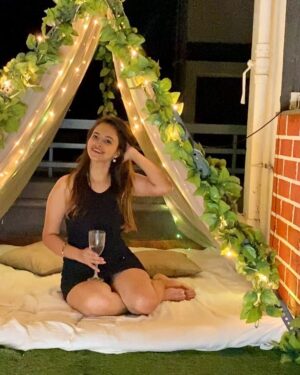 Deepa Rai Instagram - Thank you everyone for your love and support now we 200k strong family ❤️ I promise I will give my best to entertain you always 🧿❤️
#explore #explorepage #foryou #thankyou #200k #family