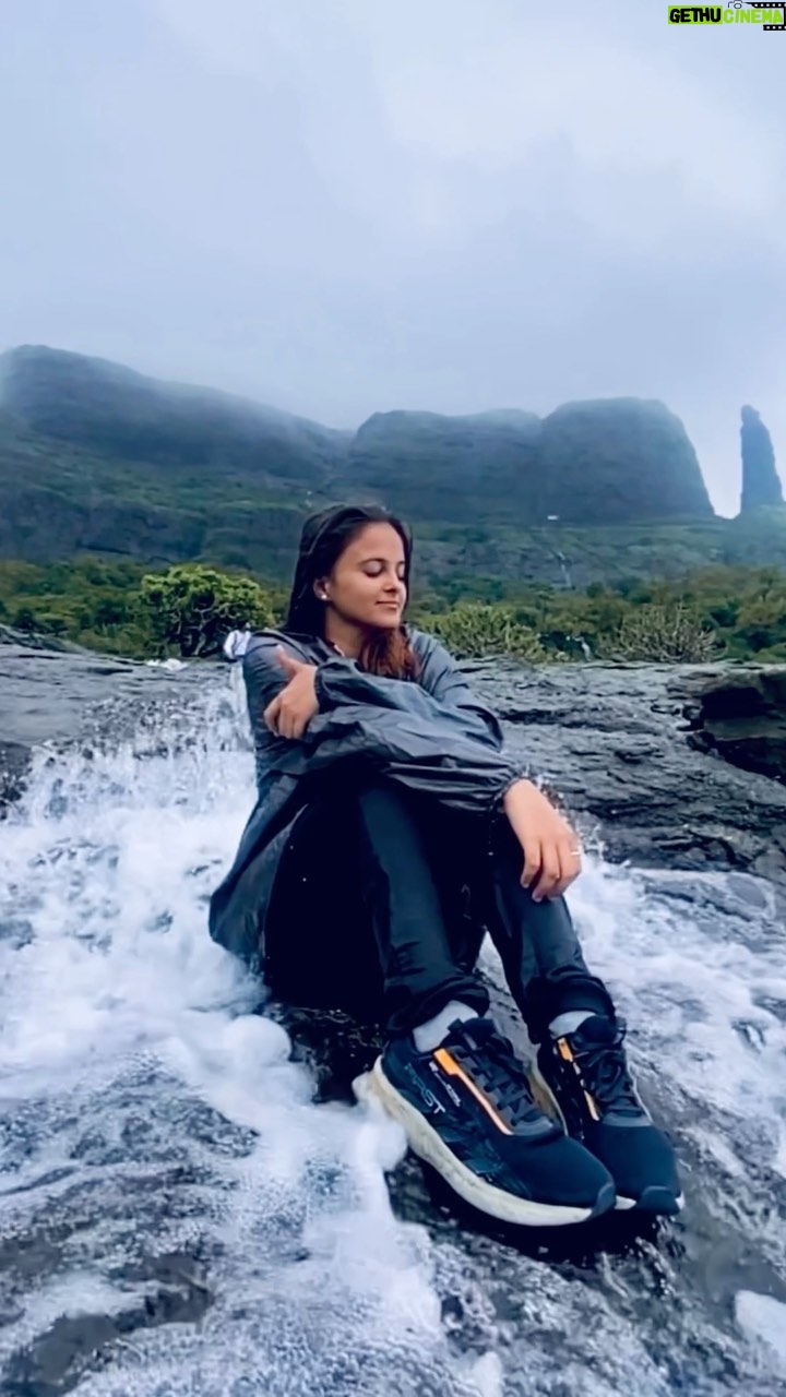 Deepa Rai - 7.8K Likes - Nothing 👍🏻
#reels #explore #foryou #trend #trending