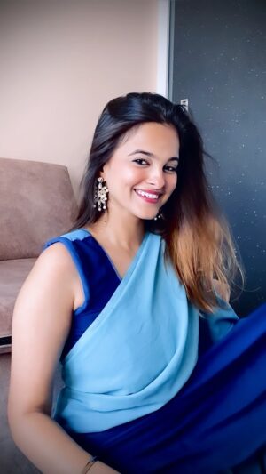 Deepa Rai Instagram - Jaadu hain nasha hain ✨
#reels #explore #foryou #trend #trending