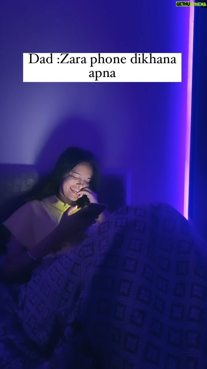 Deepa Rai - 256.4K Likes - Dad: Zara phone dikhana apna😥
#reels #explore #foryou #trendingreels #trending #trend