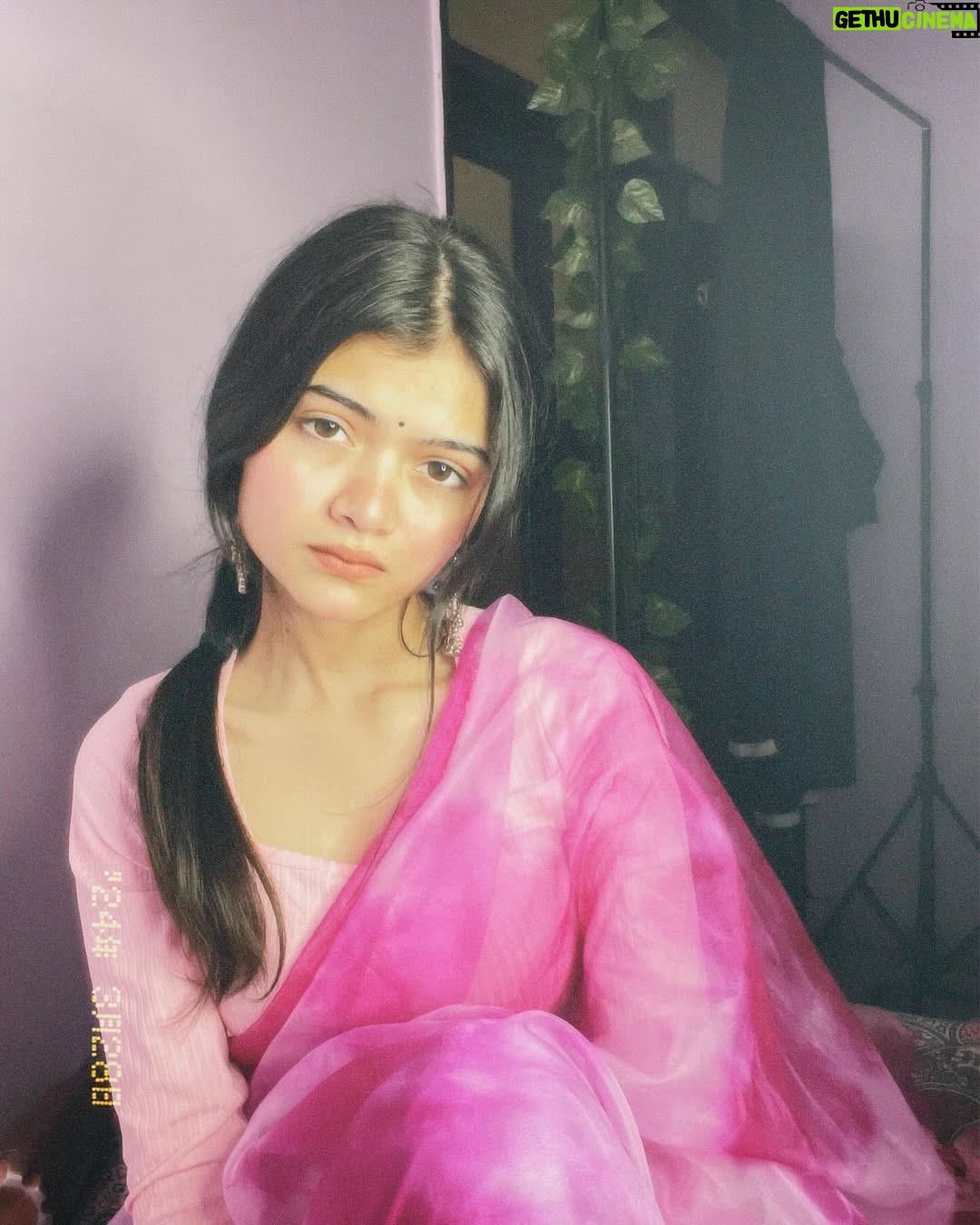 Deepanshu Yadav - 19.3K Likes - Ishq ?? Yaa ni Tum !?… 
.
.
.
#instagood #instagram #photooftheday #photography #explore #feedfeed