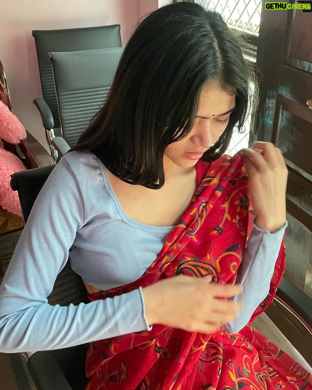 Deepanshu Yadav - 18.5K Likes - Red is heart Red is blood Red is me😋❤️…
.
.
.
#instagram #instagood #photooftheday #photography #explore #feedfeed