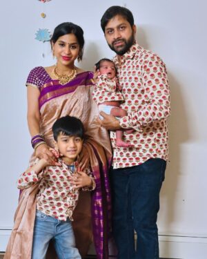 Deepika Jayaraman Instagram - The one from Vyan’s Naming Ceremony ❤️
Boys outfit @projectlove_bydeera
My saree @hayagrivas_silkhouse