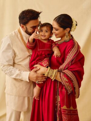 Deepika Padukone Instagram - āØš§æšŖ ą¤¦ą„ą¤Ŗą¤¾ą¤µą¤²ą„ ą¤ą„ ą¤¹ą¤¾ą¤°ą„ą¤¦ą¤æą¤ ą¤¶ą„ą¤ą¤ą¤¾ą¤®ą¤Øą¤¾ą¤ą¤ šŖš§æāØ