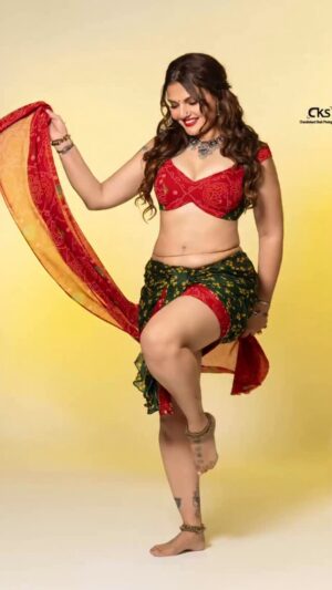 Deepshikha Nagpal Instagram - Throw me to the wolves and I’ll come back leading the pack.”.
.
#attitude #attractive #photoshoot #loveyourself .
.
#photographer @chandrakant.shah .
#makeup @blendingiscardio .
#stylist @priyanka_bora1