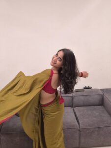 Actress Deepthi Sunaina HD Photos and Wallpapers October 2025