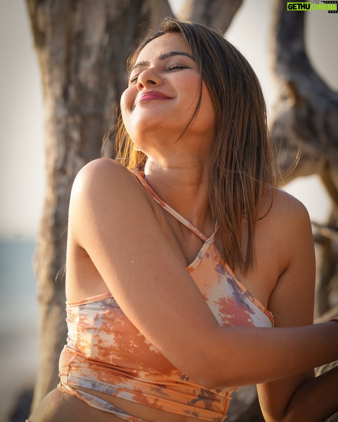 Deesha Umesh - 32.7K Likes - It’s my Birthdaaaayyy 🩵
.
.
PC - @vinaygururaja4372 🌸
.
. 
#deeshaumesh #andaman #portblair #resort