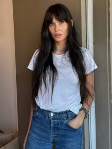 Actress Demi Moore HD Photos and Wallpapers October 2025