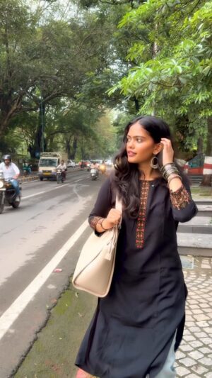 Denima Shrivastava Instagram - The aesthetic video every girl dreams of>>>♥️🌹✨
.
.
.
.
.
.
.
.
.
.
.
.
.
.
.
Self shoot, video ideas, dreamy, aesthetic, shoot ideas, tutorial, mobile videography, Bollywood, inspiration, trending, reels, Instagram, love, fyp 

#selfshoot #shootideas #dreamy #aesthetic #video #tutorial #reels #fyp