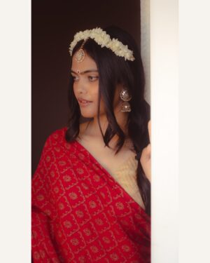 Denima Shrivastava Instagram - Always wanted to do a Radha Rani look 🦚❤️✨
.
.
.
.
.
.
.
.
.
.
.
.
.
.
.
.
.
.
Self portraits, Janmashtami poses, pose ideas, Janmashtami, photoshoot, shoot ideas, pose guide, photography, Instagram, fyp 

#Janmashtamiposes #poseideas #janmastamishootideas #janmastami #poseguide #fyp