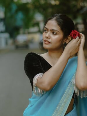 Denima Shrivastava Instagram - My desi collection of self portraits🌹❤️✨
.
.
.
.
.
.
.
.
.
.
.
.
.
.
.
.
.
Self portraits, portraits, photos, photography, photo ideas, desi, traditional, fashion, pose guide, inspiration, pinterest, aesthetic, Instagram, fyp 

#selfportraits #photography #photoideas #desi #poseguide #pinterest #fyo